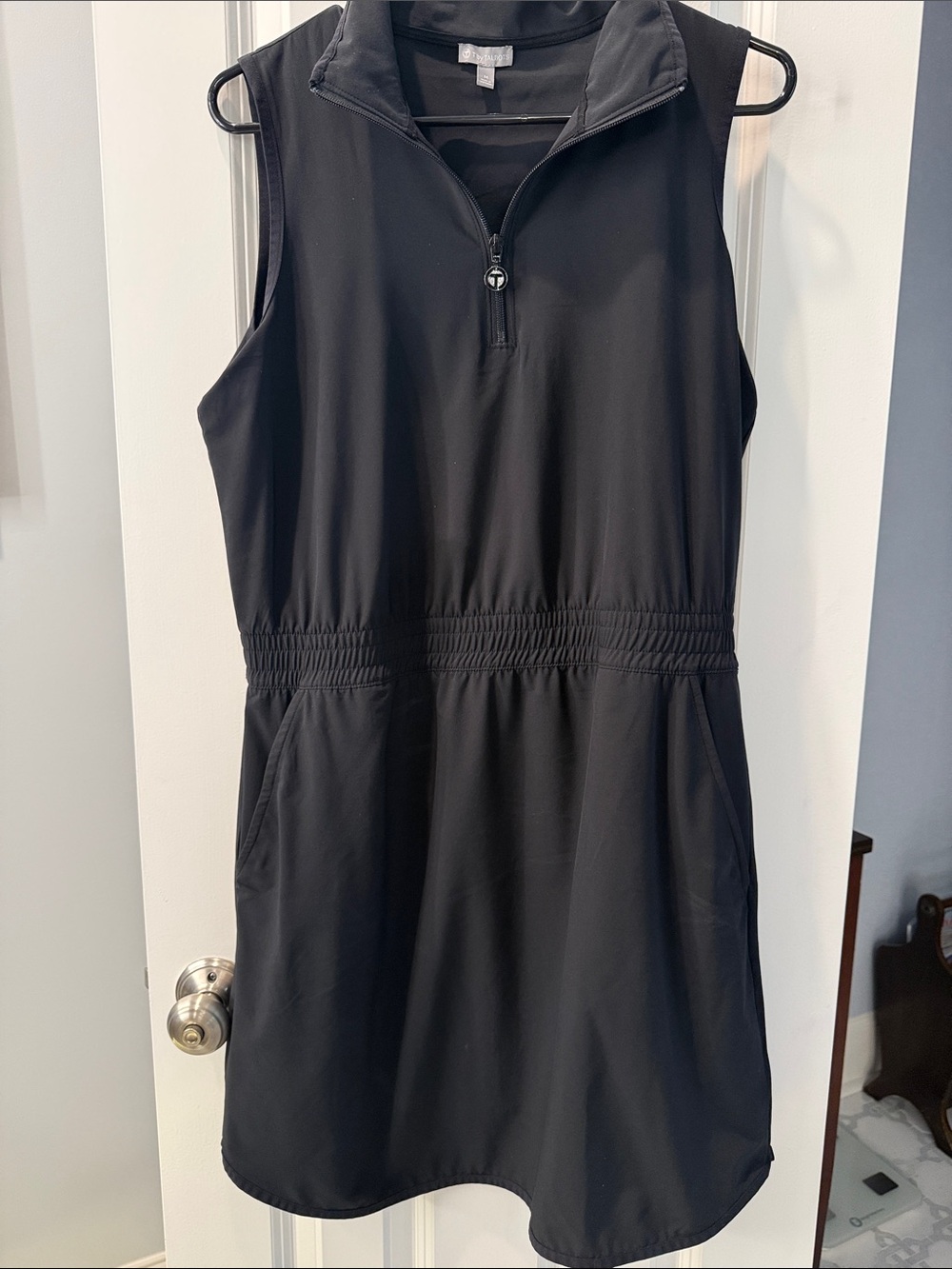 T by Talbots Women’s Black Sleeveless Zip-Front Dress